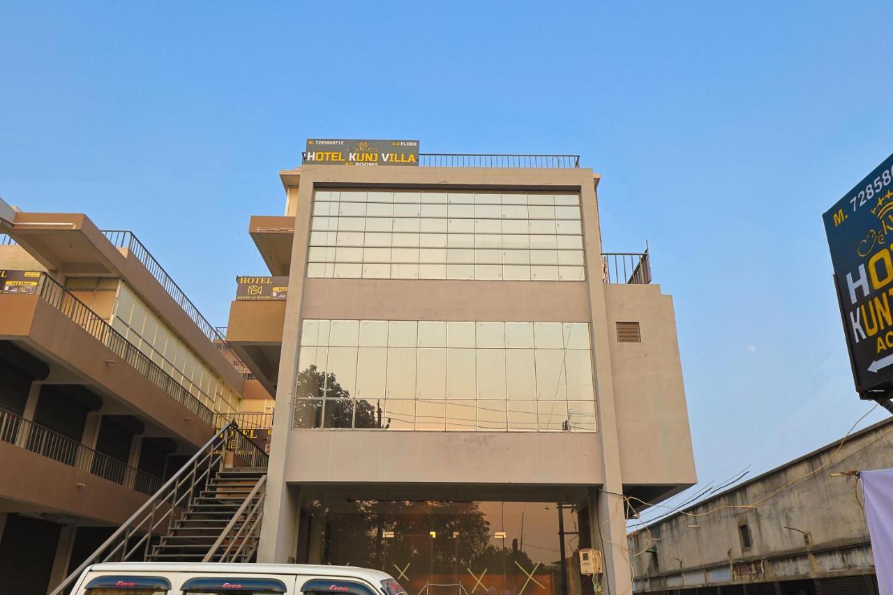 Hotel Monville Group Vadodara Luaran gambar