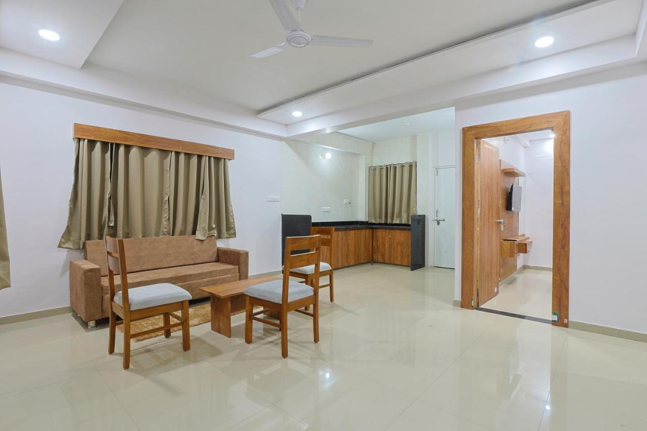 Hotel Monville Group Vadodara Luaran gambar