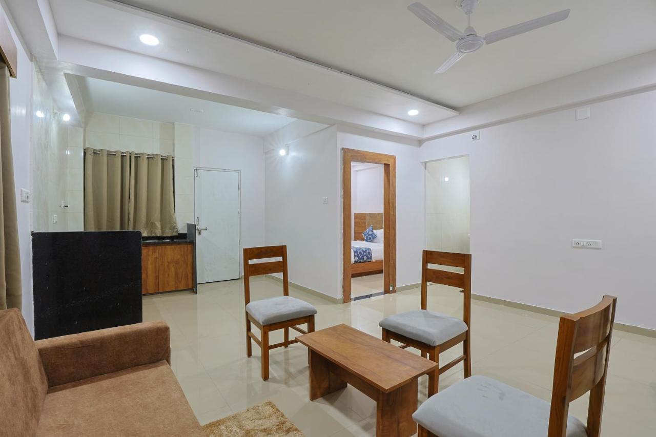 Hotel Monville Group Vadodara Luaran gambar