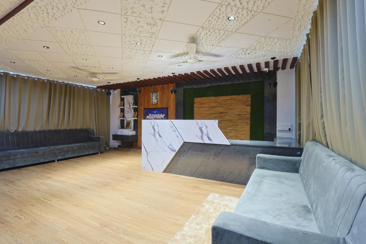 Hotel Monville Group Vadodara Luaran gambar