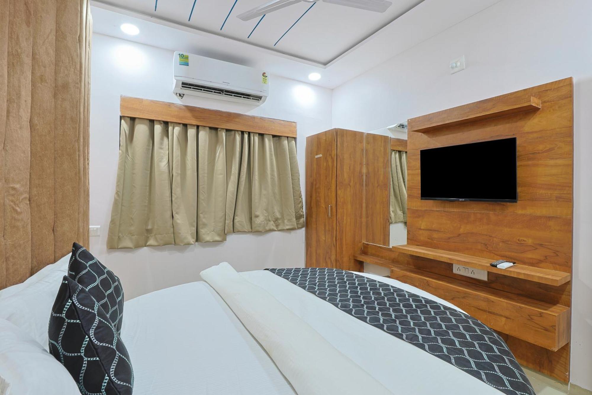 Hotel Monville Group Vadodara Luaran gambar